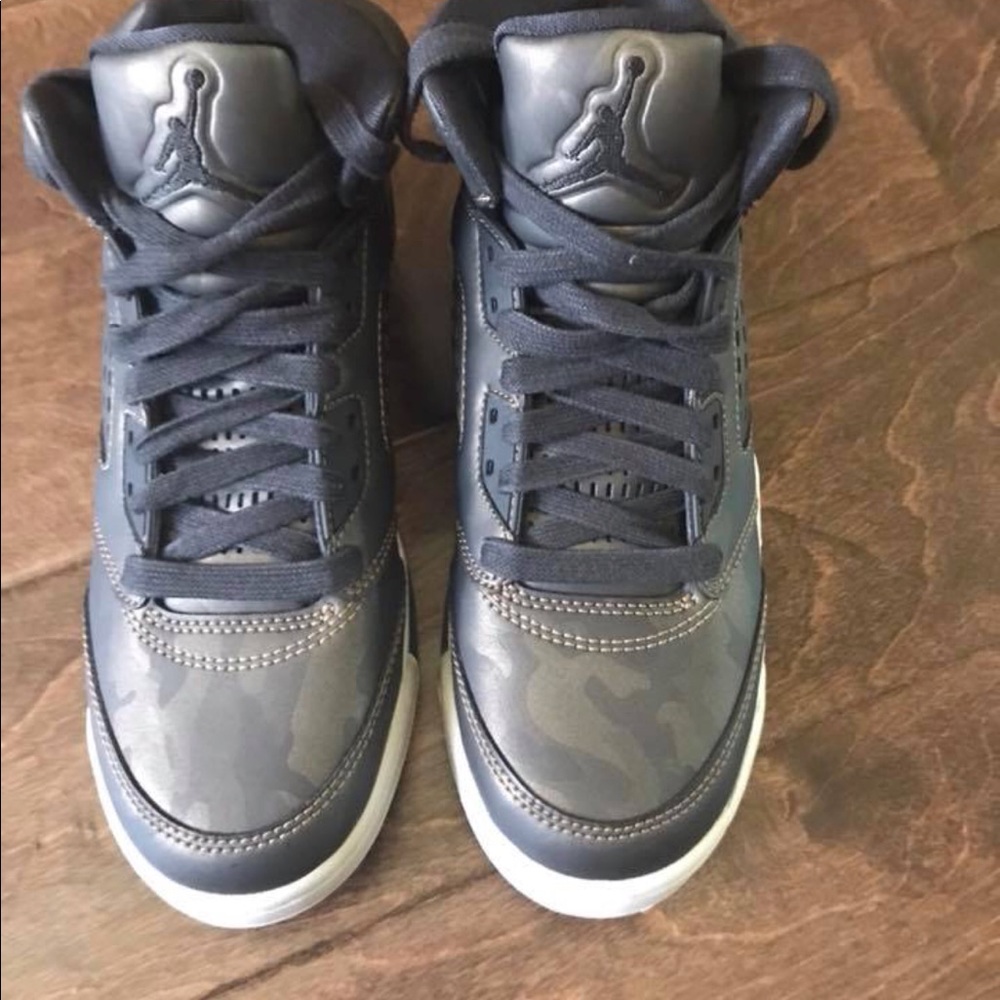 Jordan Sneakers